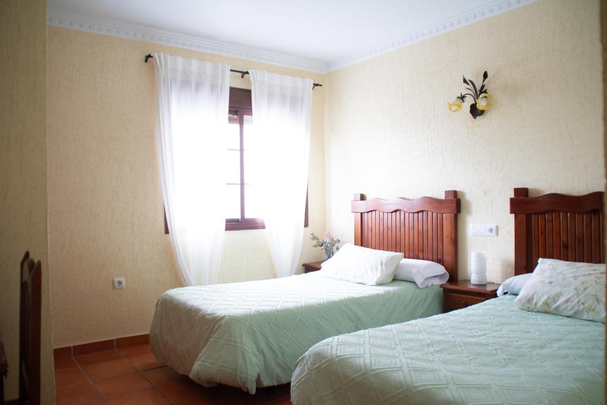 Hostal Rural La Plata Parking Incluido Arcos de la Frontera Kültér fotó
